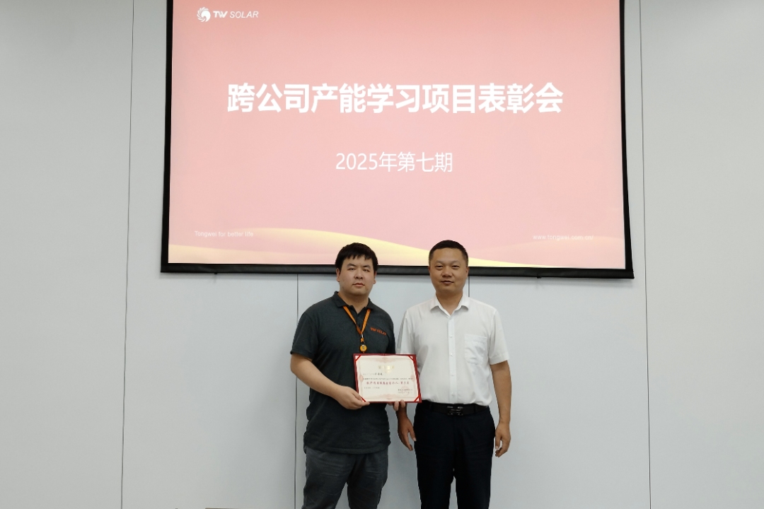 00d98f102edc8fea27e011cb21ae6f8a.jpg 00d98f102edc8fea27e011cb21ae6f8a.jpg