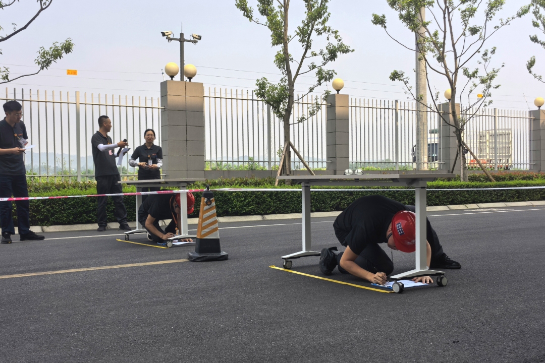 e9081447e04e08fdfe73c46f94bb9ce9.jpg e9081447e04e08fdfe73c46f94bb9ce9.jpg