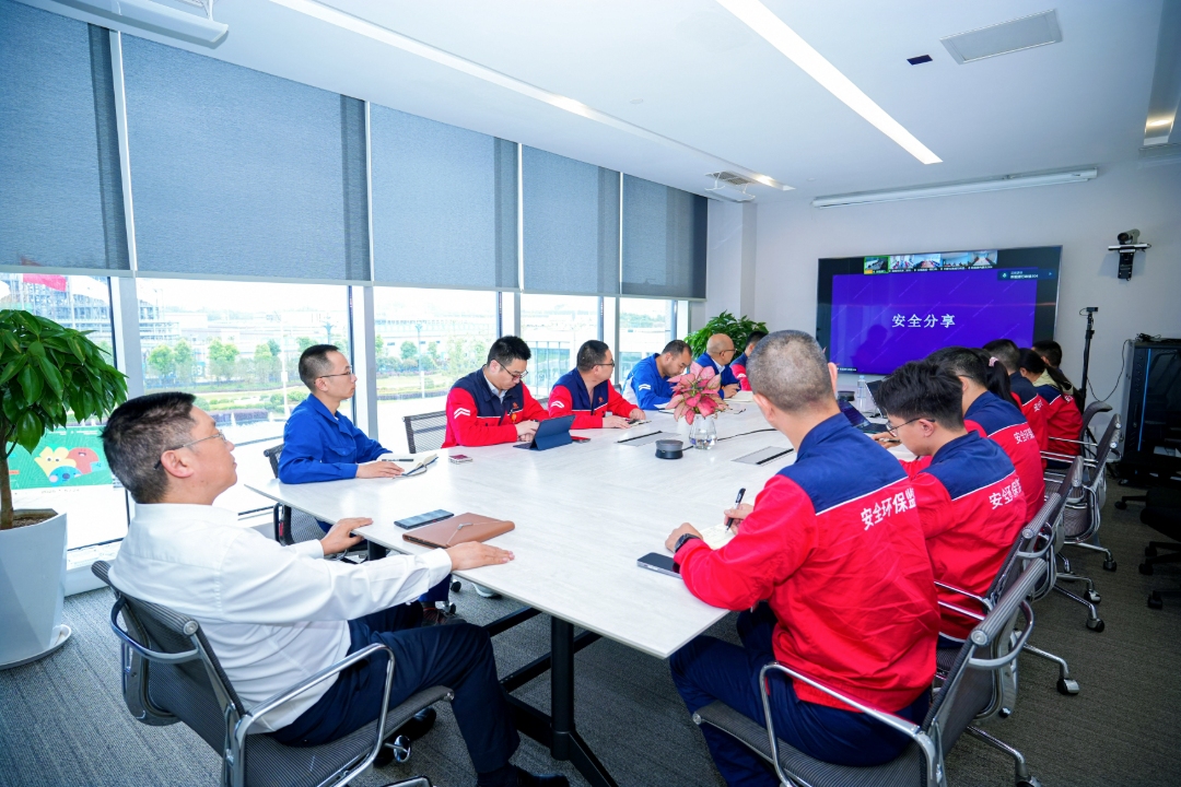 06e2dca1c5cd2245535837c2f7374bb6.jpg 06e2dca1c5cd2245535837c2f7374bb6.jpg