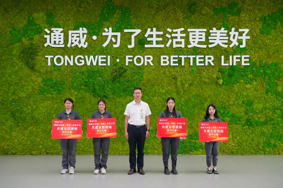 2eace35977bea2def7b77c3ba3c1fad6.jpg 2eace35977bea2def7b77c3ba3c1fad6.jpg