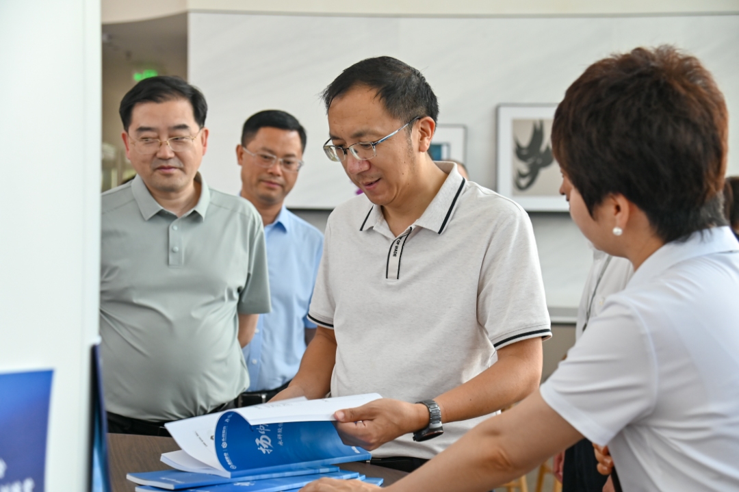 c6a5b549980b6db7b29f4f12004b54f0.jpg c6a5b549980b6db7b29f4f12004b54f0.jpg