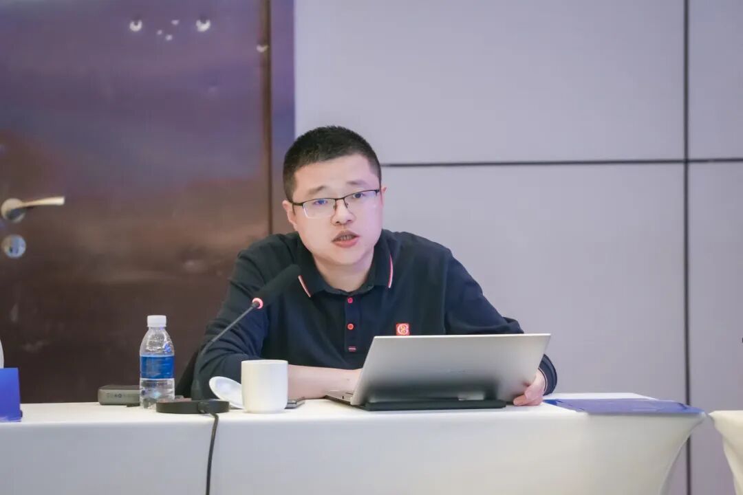 c65b0e14215783d186f0d52fd7800154.jpg c65b0e14215783d186f0d52fd7800154.jpg