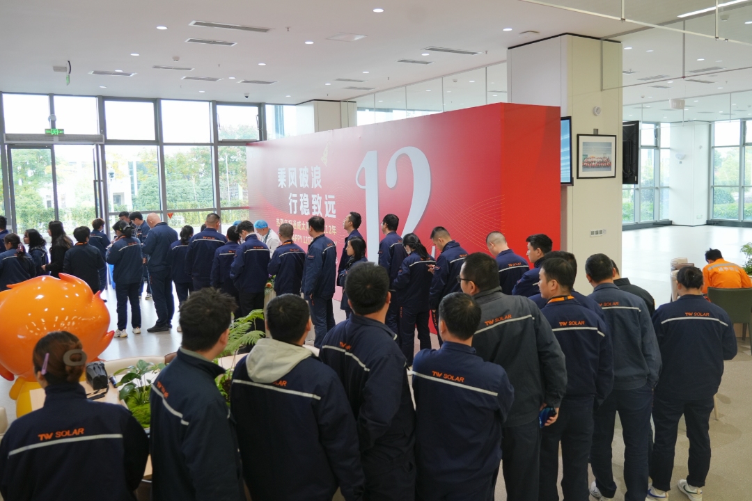 4f1dc965b8777c3ab403ad91a2ca98ff.jpg 4f1dc965b8777c3ab403ad91a2ca98ff.jpg