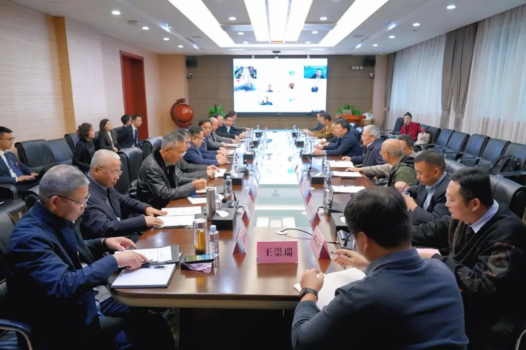 db3c99cbfe80c1684b2588baf2516e4f.jpg db3c99cbfe80c1684b2588baf2516e4f.jpg