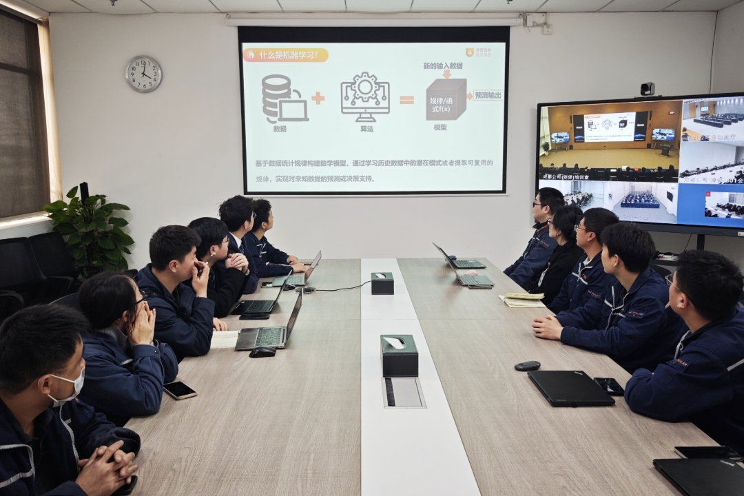 ece26542e563c3a0968d0ee9273df9ed.jpg