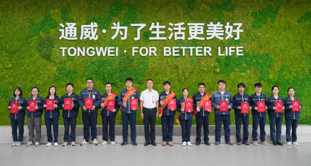 e91c66fec5b87f72864ff0aa2a452dbf.jpg
